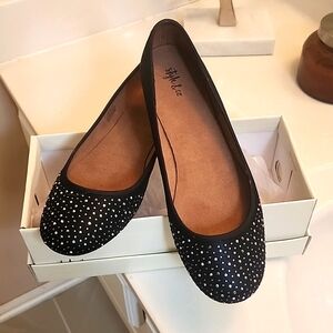 Style&Co Angelyn Flat Black SZ10 NIB